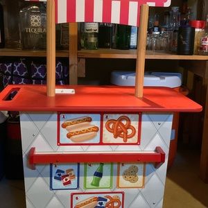 Play hotdog stand